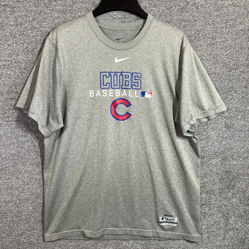 Nike Chicago Cubs T-Shirt Mens‎ M Dri-FIT Baseball Gray MLB Authentic